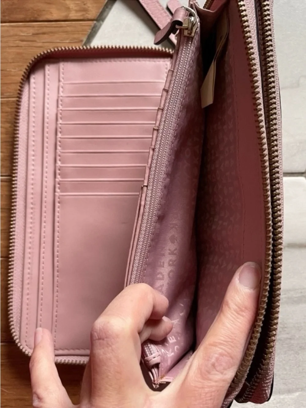 Kate Spade Pink Bonnet Annita Grove Street Leather Wallet In Pink